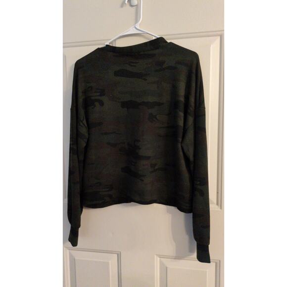 Social Standard by Sanctuary Camouflage Camo Cardigan SM NWT Lightweight Button - Picture 2 of 6